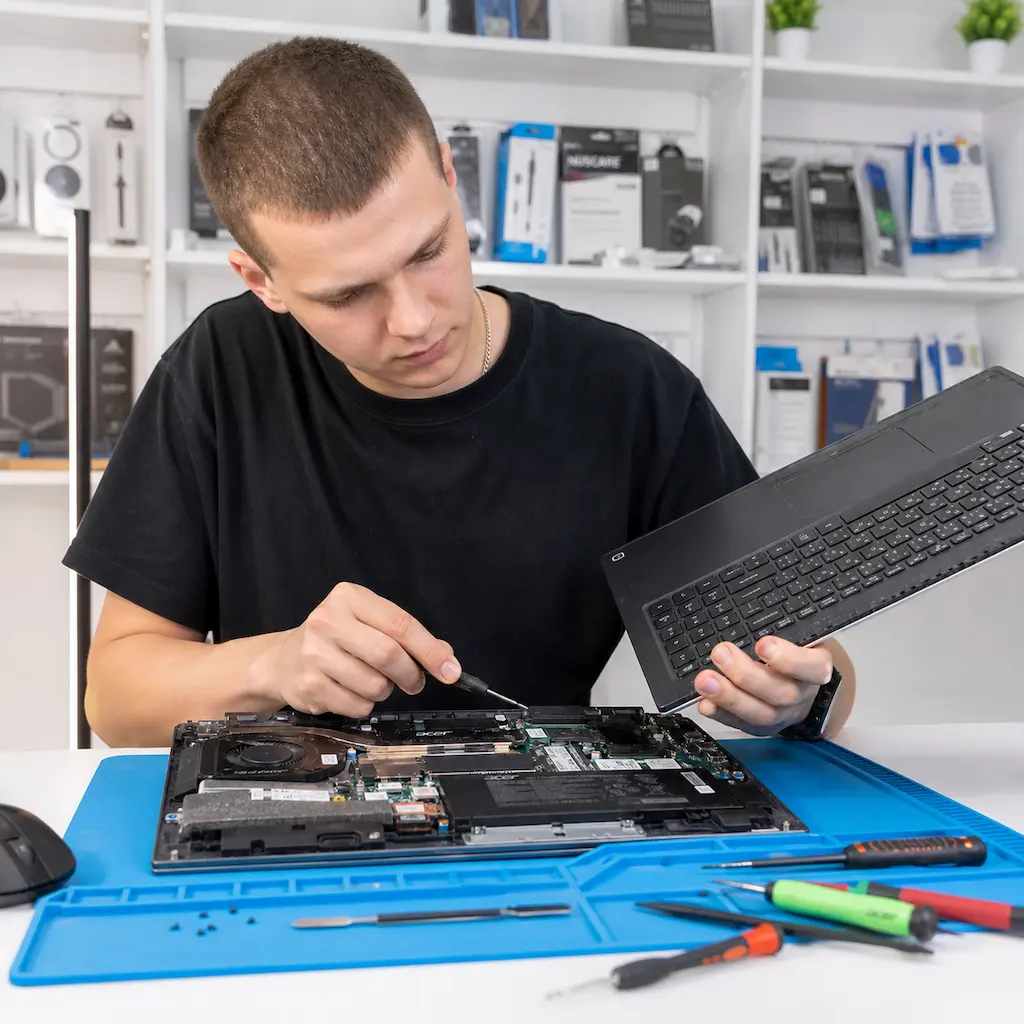заменить клавиатуру на ноутбуке Acer в Ростове-на-Дону